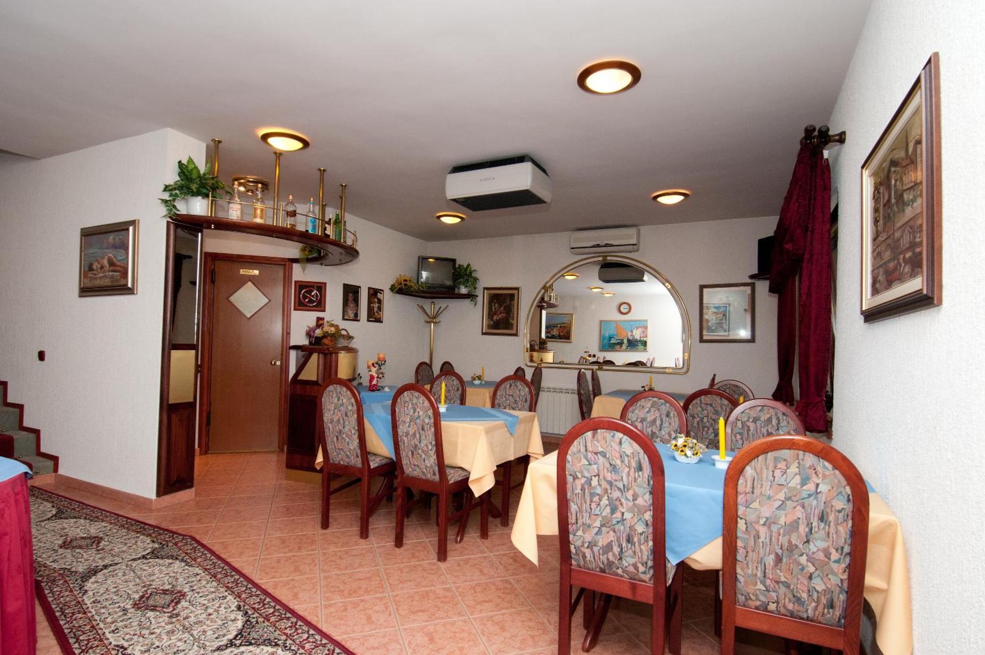 Bed & Breakfast Villa Klara Ičići Buitenkant foto