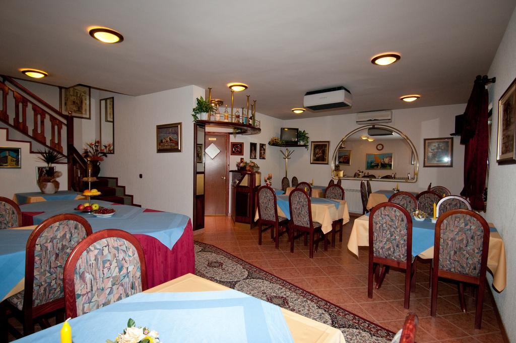 Bed & Breakfast Villa Klara Ičići Buitenkant foto