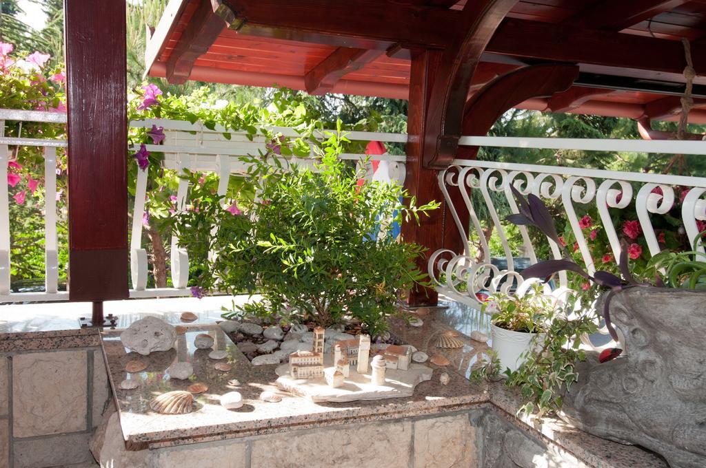 Bed & Breakfast Villa Klara Ičići Buitenkant foto